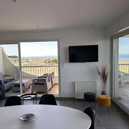 Superbe 3 Pieces, 6 Pers, Terrasse Vue Mer, Proche - Fr-1-731-45 * Le Grau-du-Roi